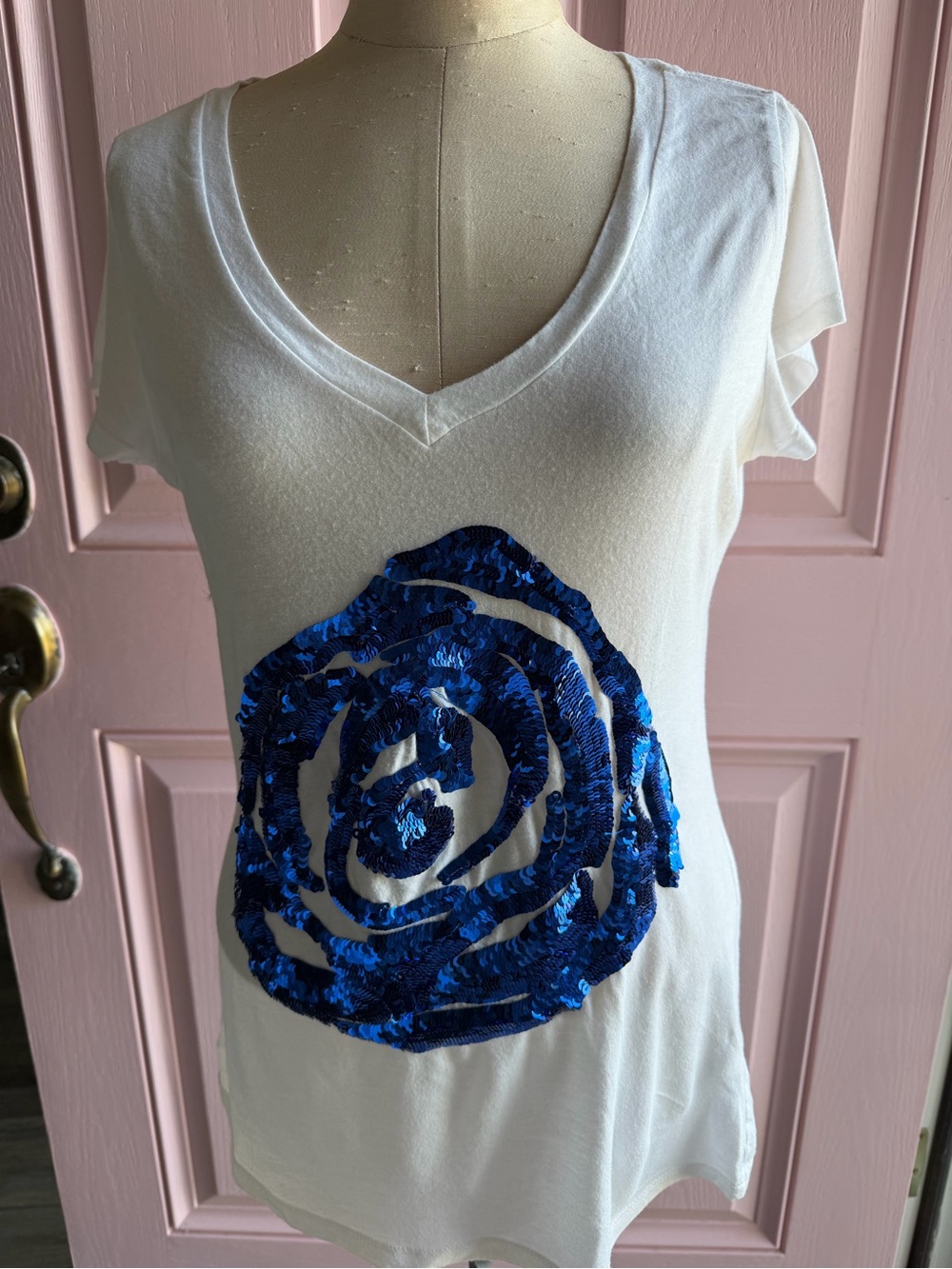 Express White V-Neck Tee with Blue Sequin Rose